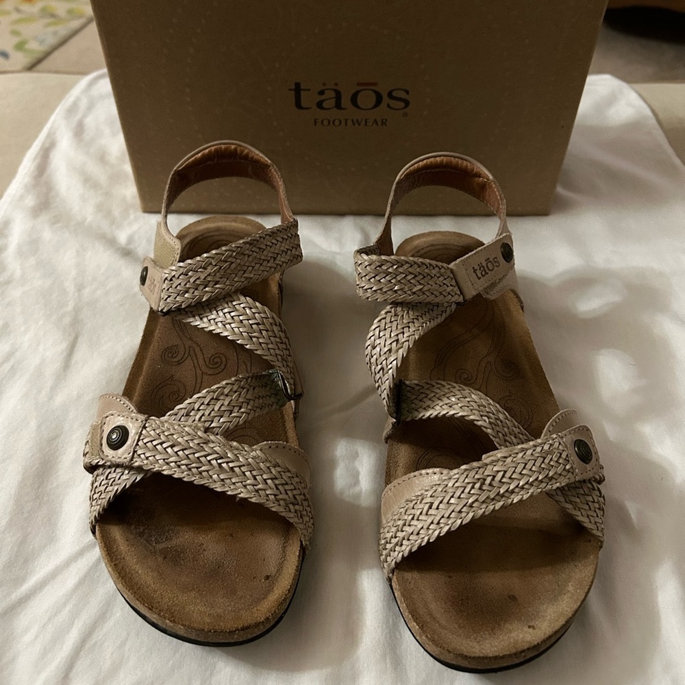 Taos ‘Trulie’ Braided Sandals in Stone color.  Women’s size 8